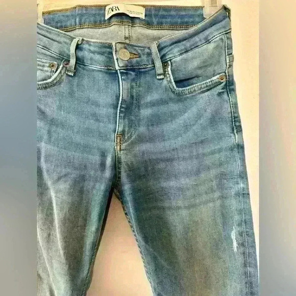 ZARA Skinny Blue Jeans - Picture 4 of 5